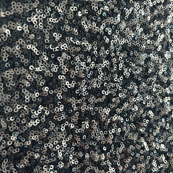 Sequin flutter sleeve top - Picture 4 of 4